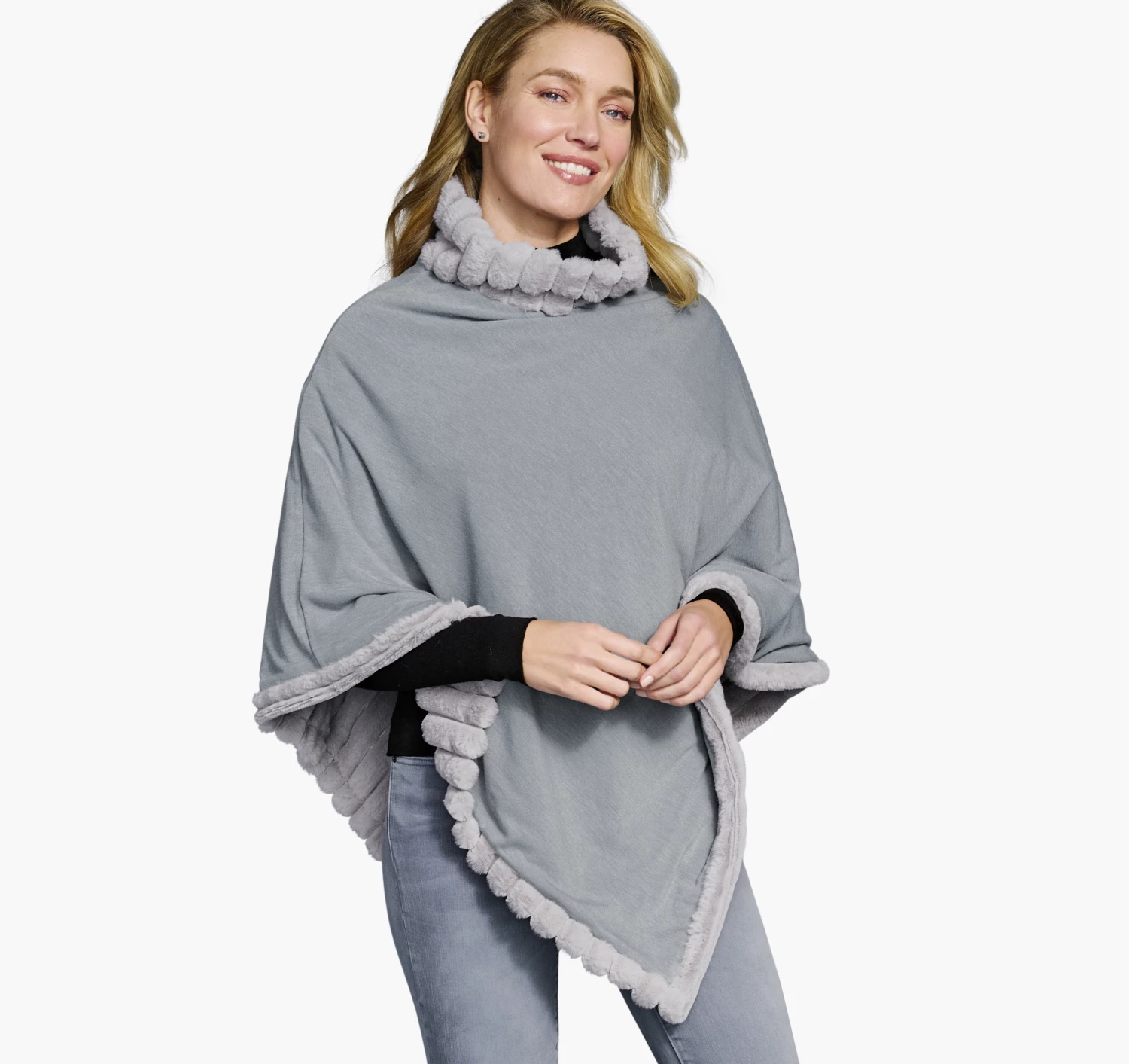 Reversible Faux-Fur Poncho - 04501800 2 Reversible Faux-Fur Poncho - 04501800 - Image 2