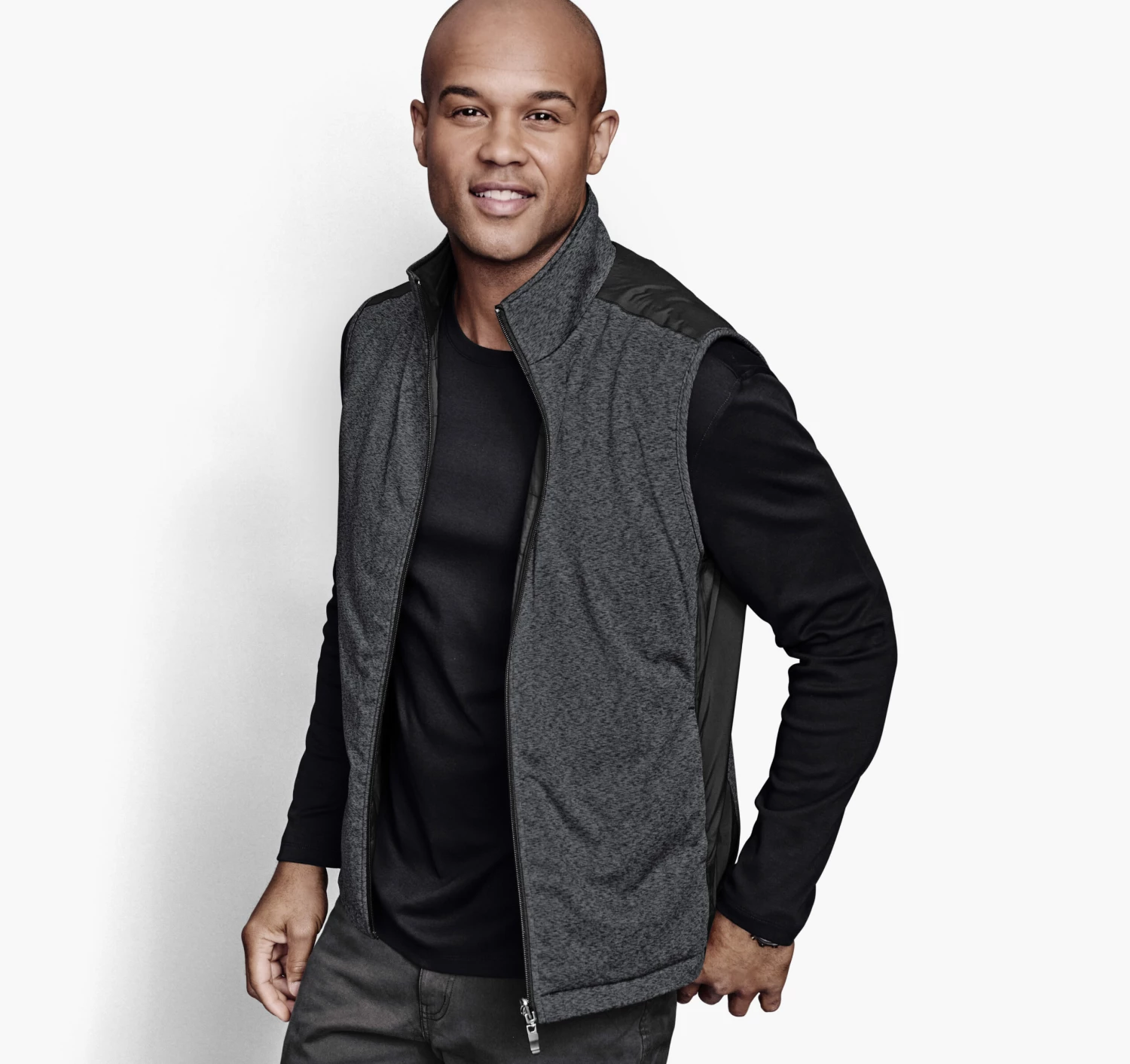 XC4® Reversible Vest - 04903136-S 1 XC4® Reversible Vest - 04903136-S