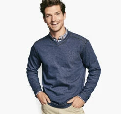 Reversible Long-Sleeve V-Neck - 07406526-S